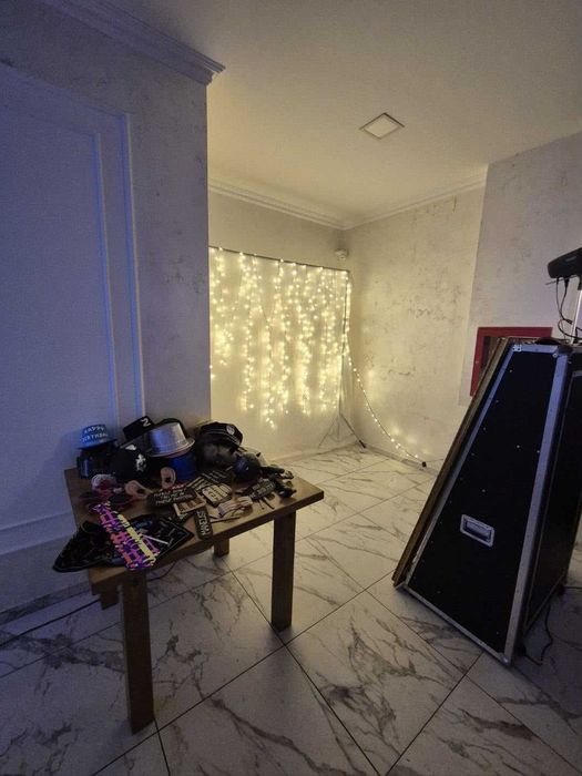 Oglindă Magică Photo Booth Brașov | Nunți, Botezuri, Majorate, Evenimente Corporate | Fotografii Magnetice