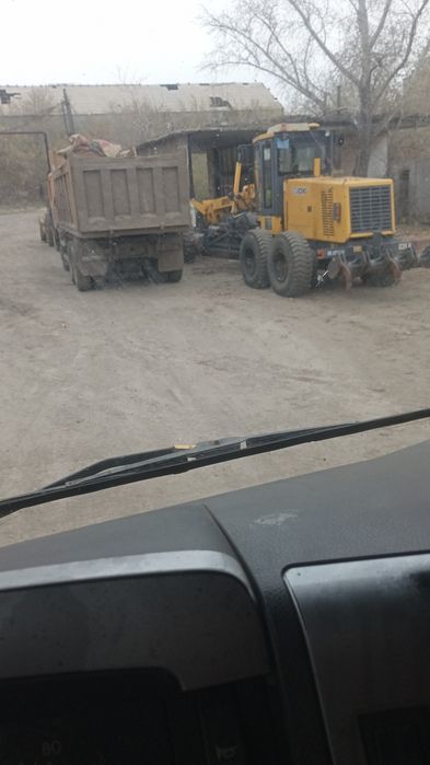 Автогрейдер XCMG