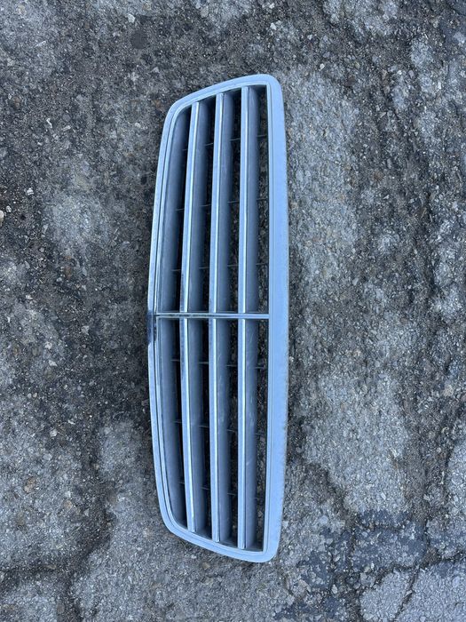 Решетка w203.