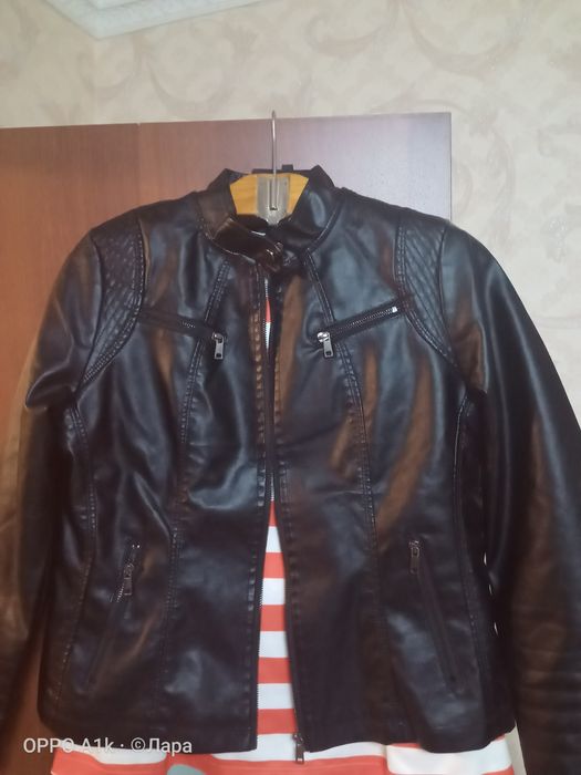 Продам куртка ЭКО кожа новая.