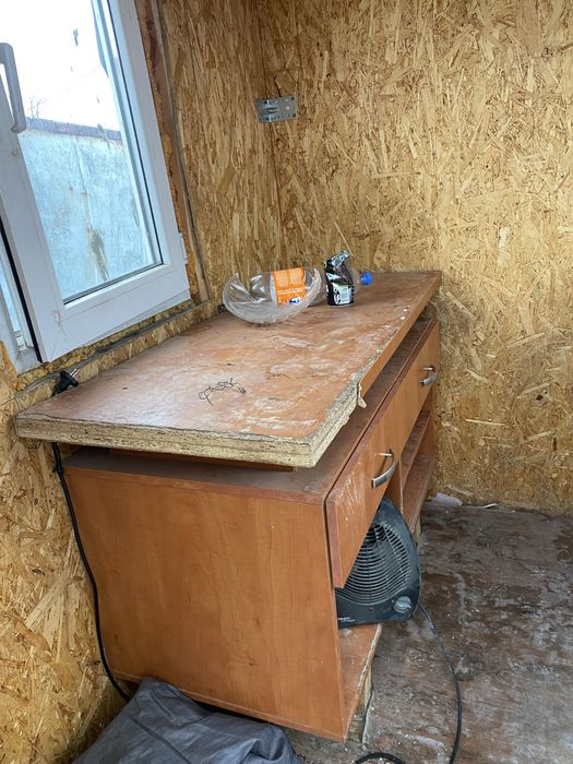 Продам охраную будку