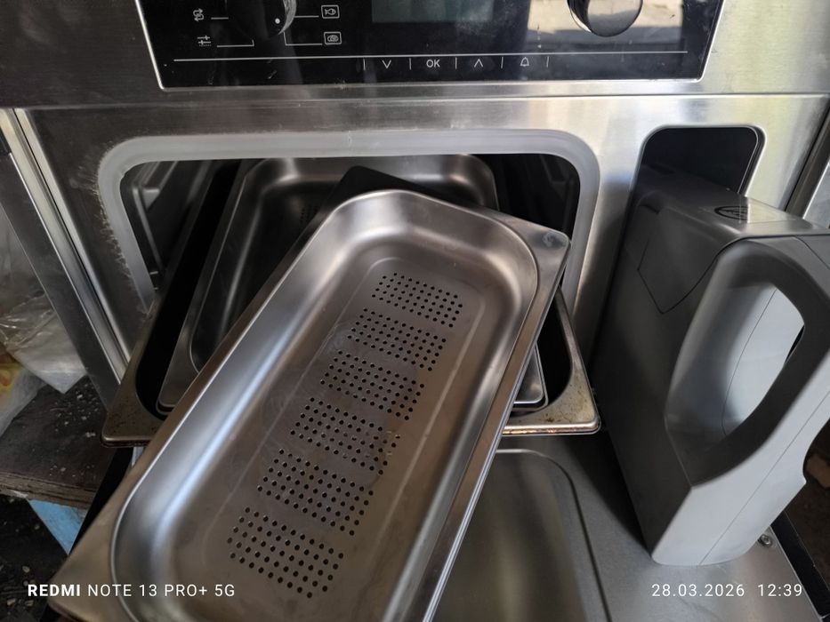 Продам параварку фирмы  Miele