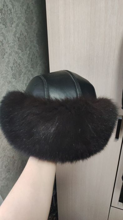 Продам меховую шапку