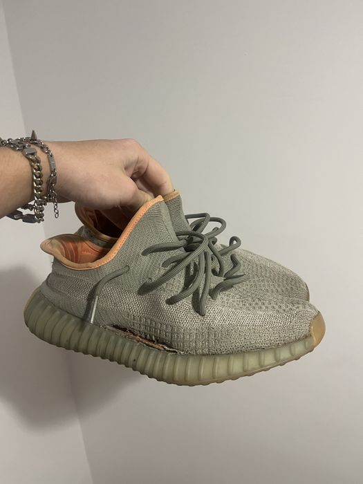 Yeezy 350 v2 Desert Sage