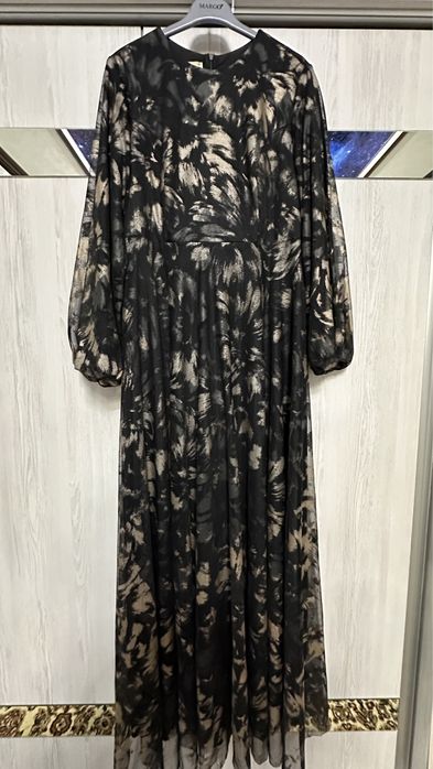 Нарядное платье