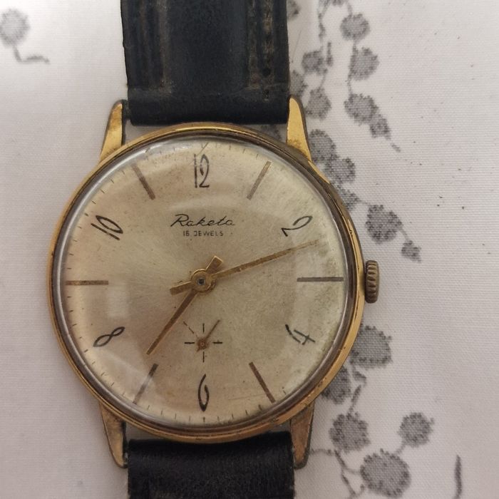 Ceas Raketa mecanic placat cu aur funcțional