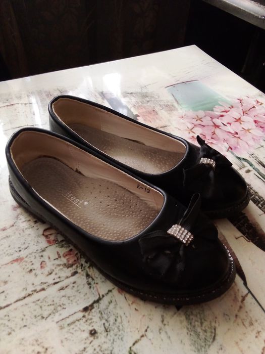 Продам детские туфельки для девочки