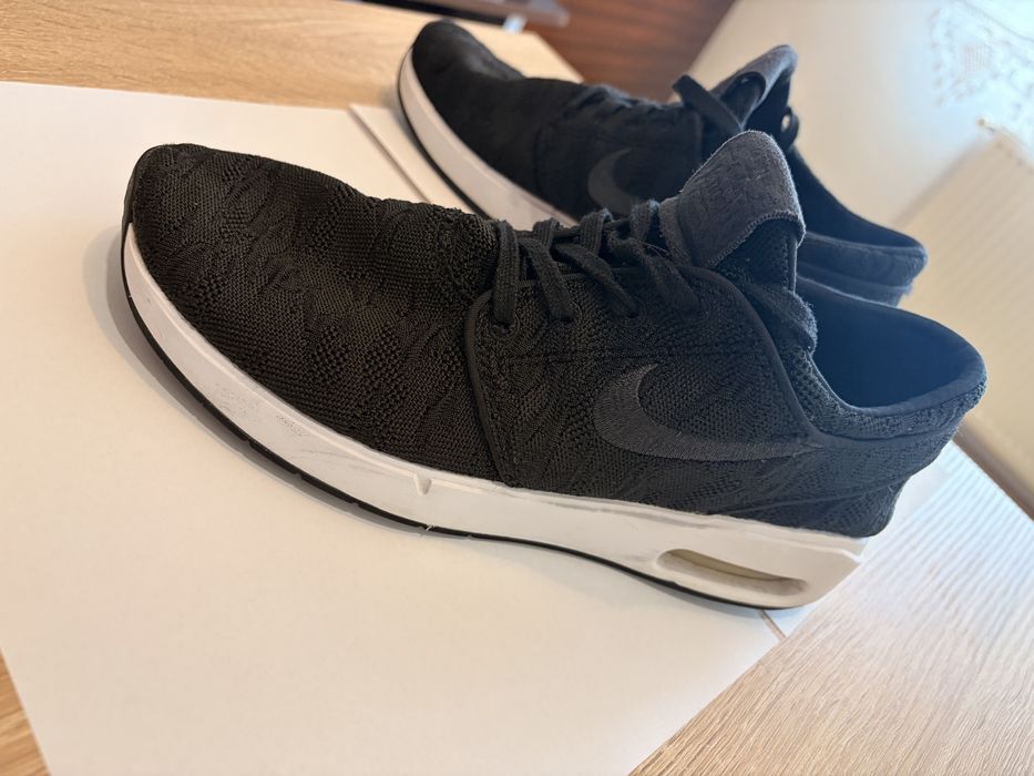 Nike SB Air Max Janoski 2 Black White