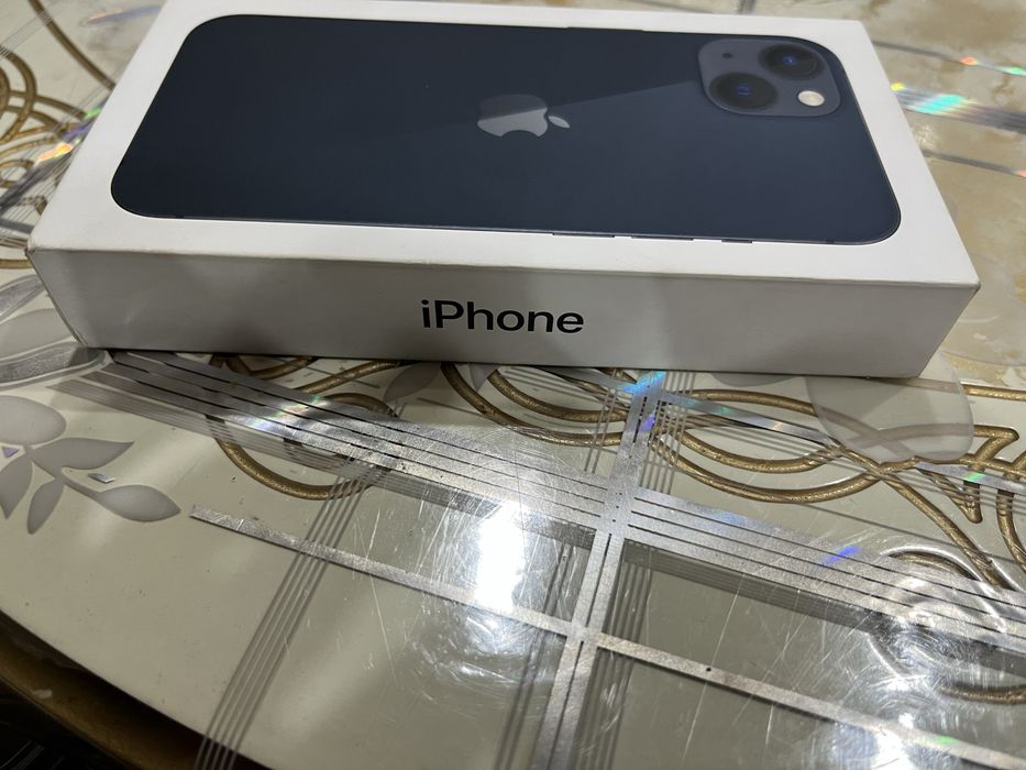 iPhone 13  продам
