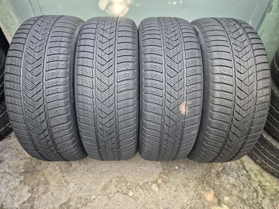 245 50 19 Anvelope de iarnă Pirelli Runflat