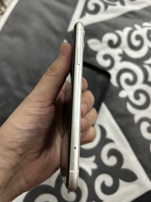 Iphone 11 с документами