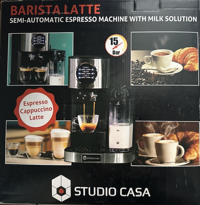 Espressor semi automat Studio Casa Barista Latte cu rezervor lapte