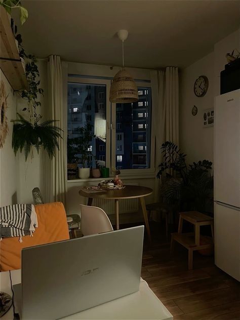 Сдаю 1 комнатную квартиру,в 2ух шагах метро Беруний