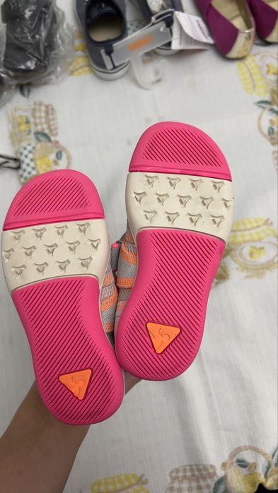 Обувь на девочку