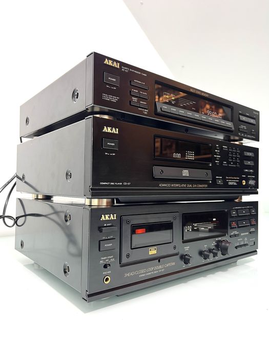 Radiouri/Tunere Akai AT-93, Akai AT-57, Akai AT-1200, Akai AT-A301