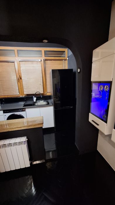 Продавам тристаен апартамент в Овча купел 2