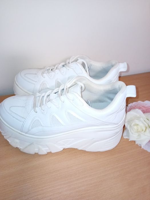 Дамски сникърси 20€