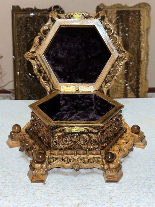 Шкатулка ручной работы