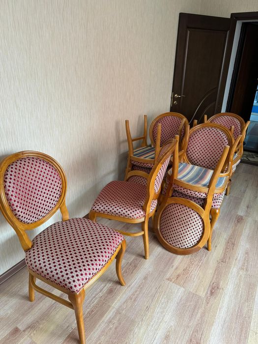 стулья чисто дерево