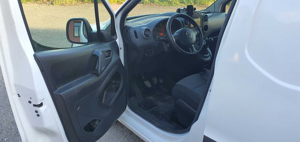 Citroën berlingo 1.6hdi. 2016г.