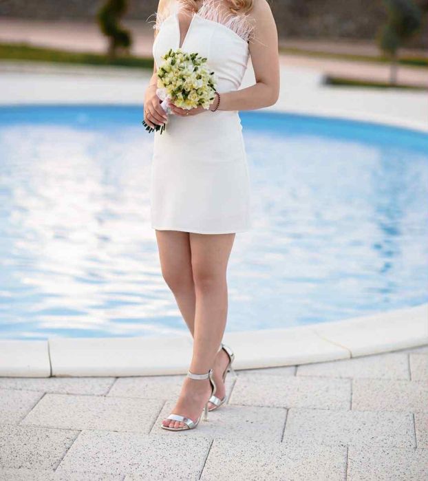 Vând rochițe cununie XS-S, separat sau amândouă.