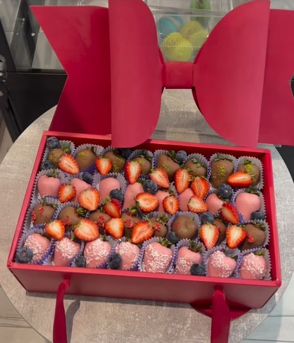 Клубника  в шоколаде