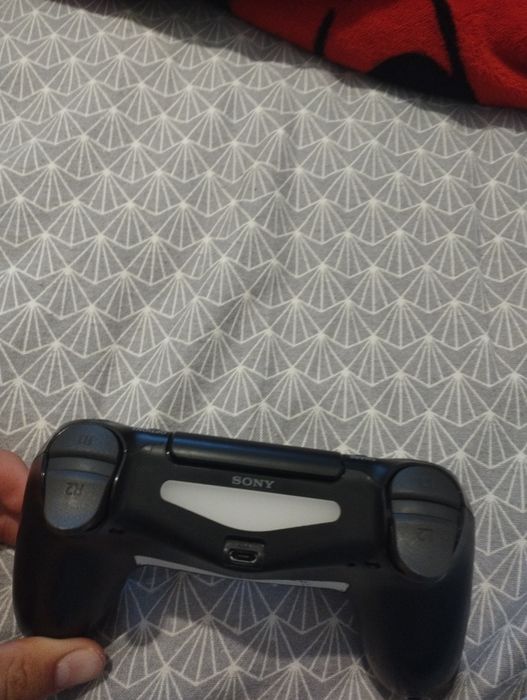 MANETA PS4 aproape nou