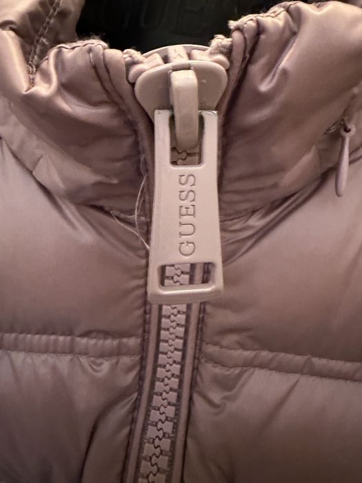 Пухено яке Guess размер 38