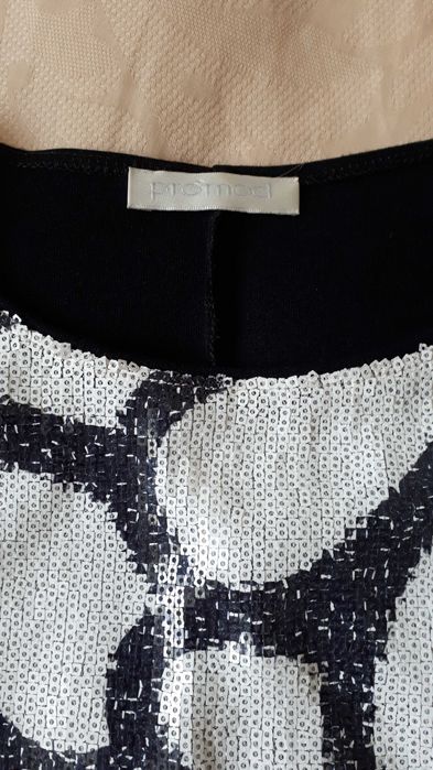 Rochie cu paiete