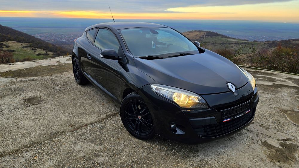 Renault Megane 1.9 D [Navigatie , Car play] Nr Valabile