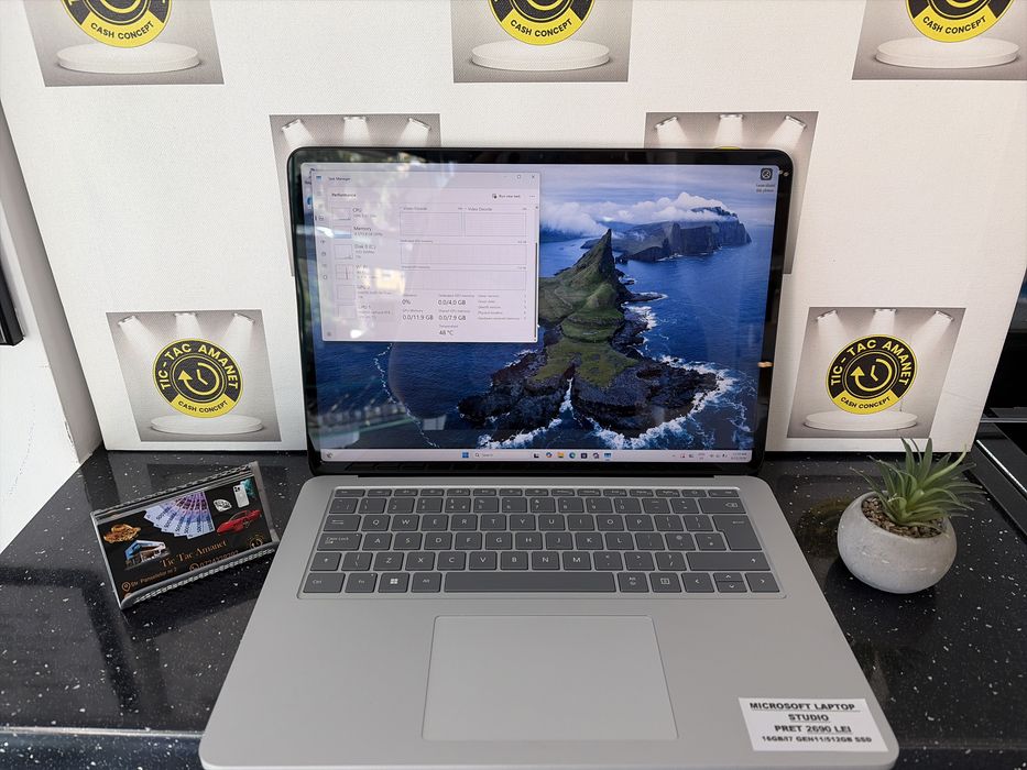 Microsoft Laptop Studio *Tic Tac Amanet*