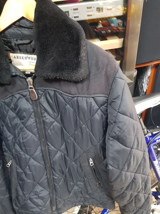 Продава се мъжко палто