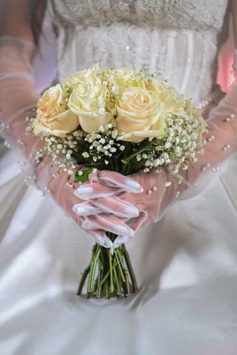 Rochie de mireasă – pentru vânzare sau închiriere