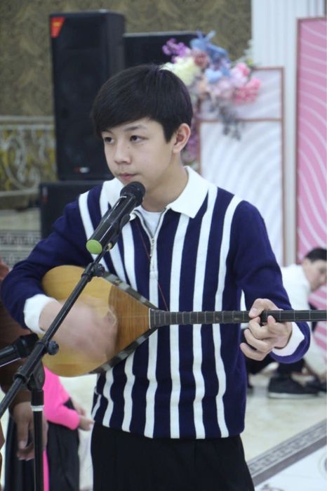 Музыканты әншілер той,құдалық,отырыстарға