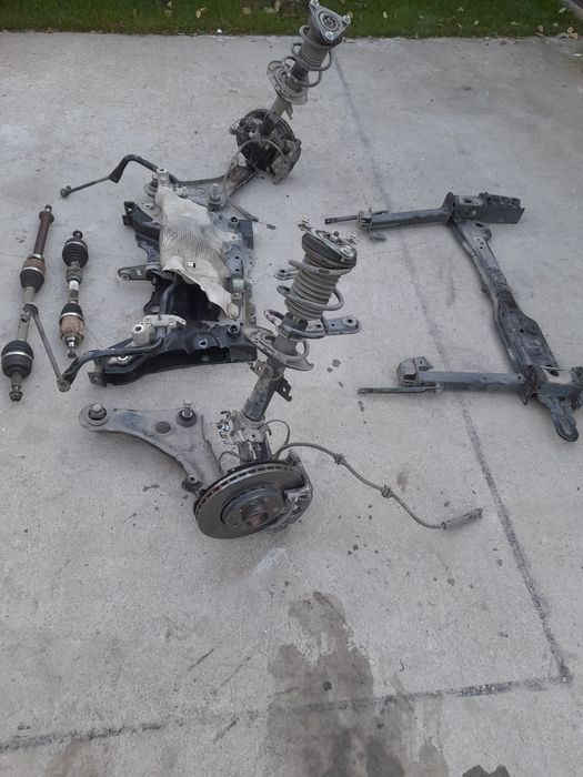 Mecanica Punte Fata Brate Fuzete Renault Megane IV 4 1.5 Dci 2017-2022