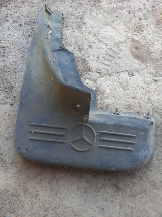 Брузгавик на мерседес