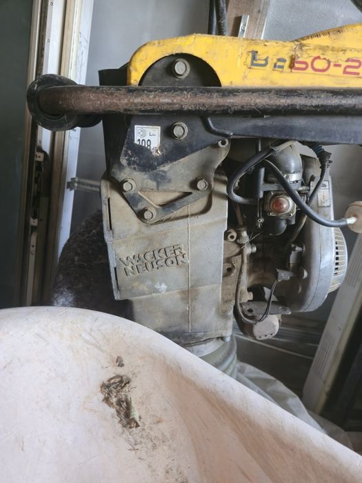 Compactor cangur Wacker Neuson BS 50-2 – 132 ore de funcționare