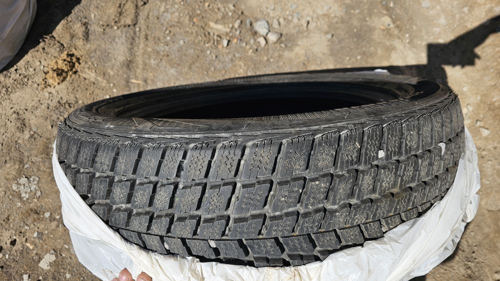Продам шины Nexen / Roadstone 225/55 R18