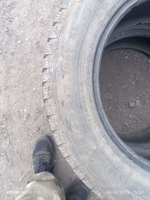 Резина зимняя r17