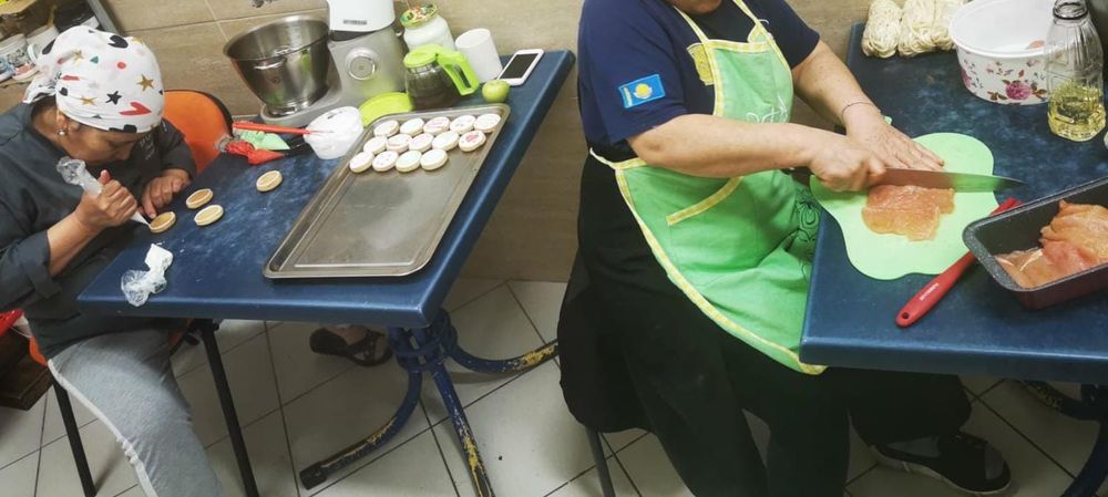 Продам столы раскладные