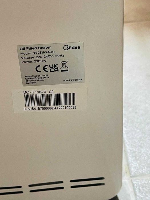 Calorifer pe ulei Midea NY2311-24UR cu 11 elementi, ecran tactil LED