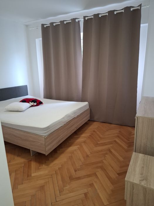 Vanzare apartament 2 camere decomandat