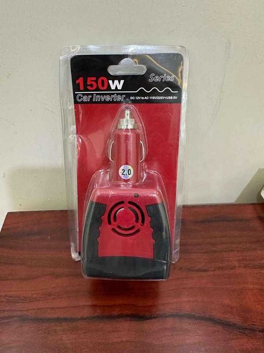 Инвертор на напрежение от 12V на 220V / 150W + USB 5V