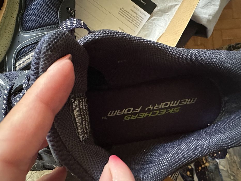 Маратонки Skechers, 38 номер