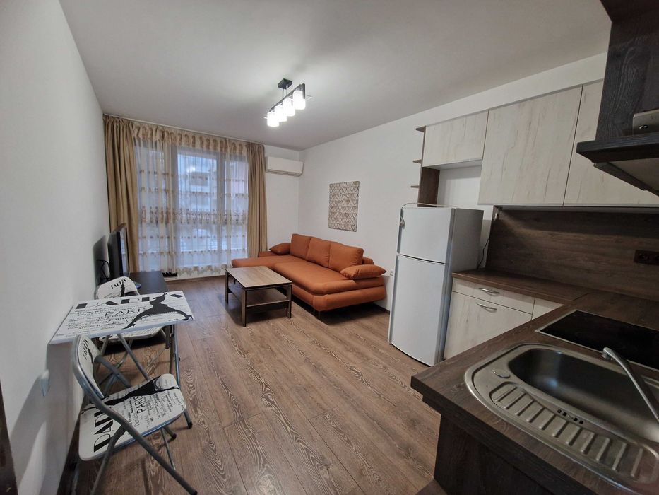 Дава се под наем Двустаен апартамент в Пловдив, Съдийски - 55 кв.м за 428.91 € - Снимка #1