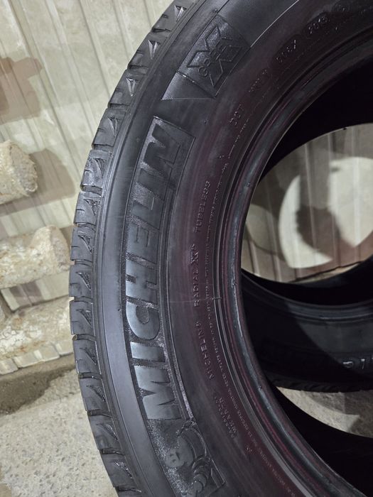 Продам зимние шины Michelin