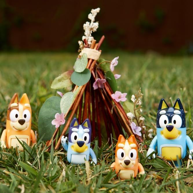 Комплект 4 броя фигурки за игра Блуи и Бинго, Bluey Bingo & Family