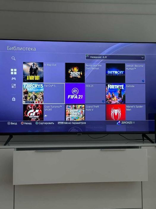 Продам Playstation 4 slim | PS4 1TB