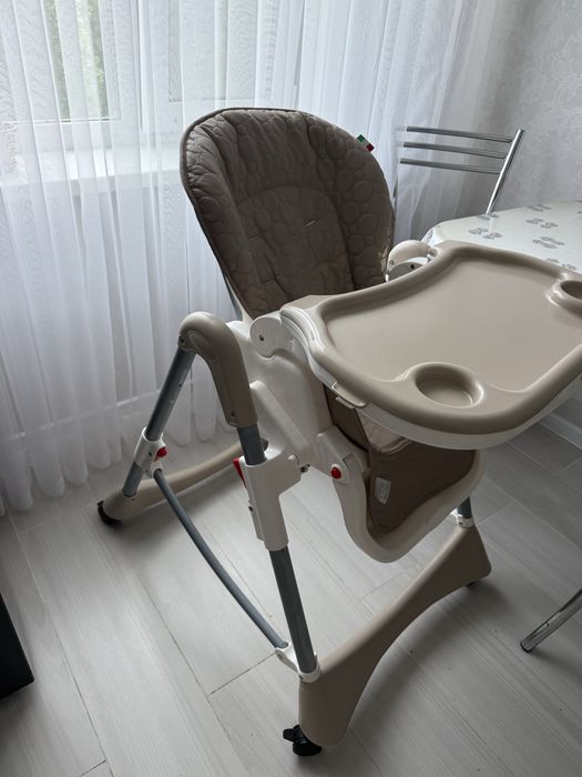 Продам детский стульчик для кормления