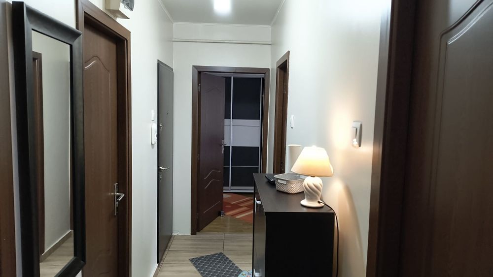 Proprietar Vand Apartament 3 Camere